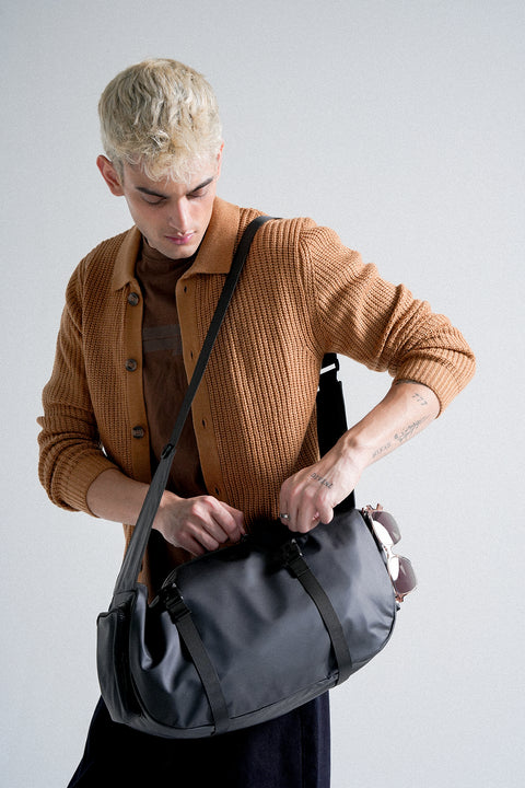 TRAVEL BAG