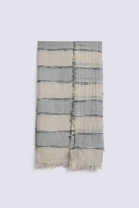TEXTURED SCARF