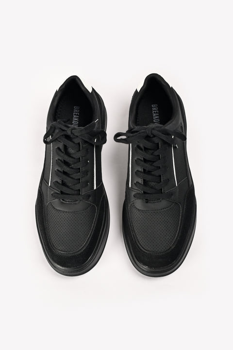 TRAINERS