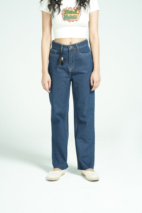 STRAIGHT FIT DENIM