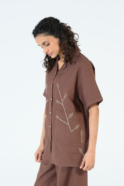 EMBROIDERED BUTTON DOWN TOP